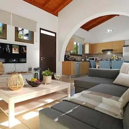 Anthia - 2bed With Large Pool Agia Napa