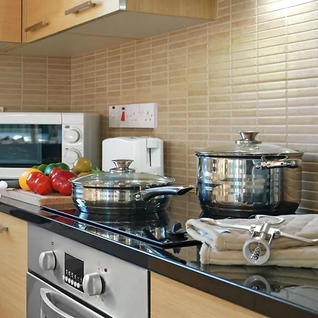 Anthia - 2bed With Large Pool Ferienhaus Agia Napa