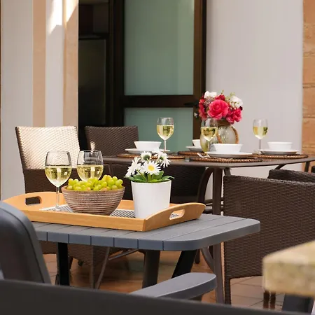 Anthia - 2bed With Large Pool איה נאפה